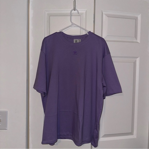 Adidas essential tee - Picture 1 of 5